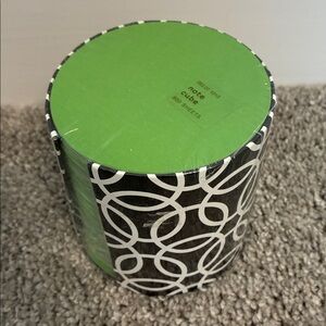 Green and Black Note Cube